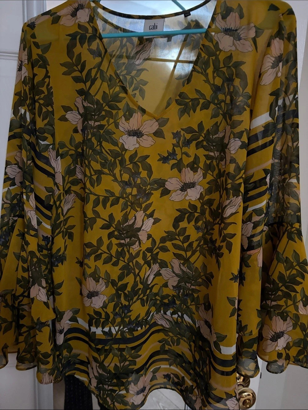 cabi Spring Scene Blouse Floral Yellow & Black Size Large